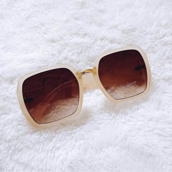 Layla Clear Beige Sleek Square Sunglasses - Picture 3 of 11